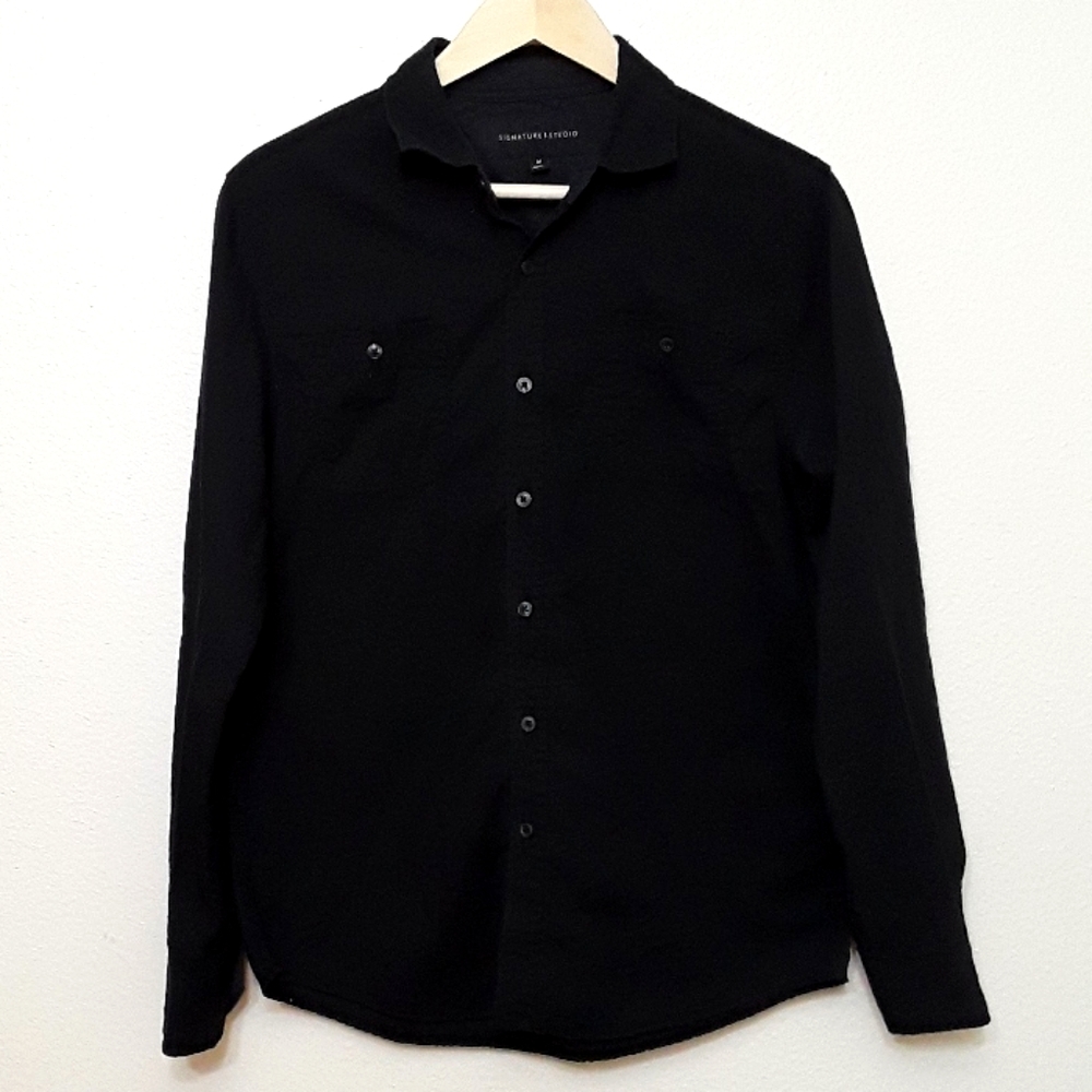 signature studio Mens button down (M)